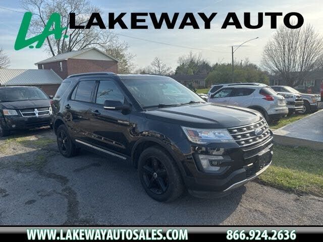 2017 FORD Explorer