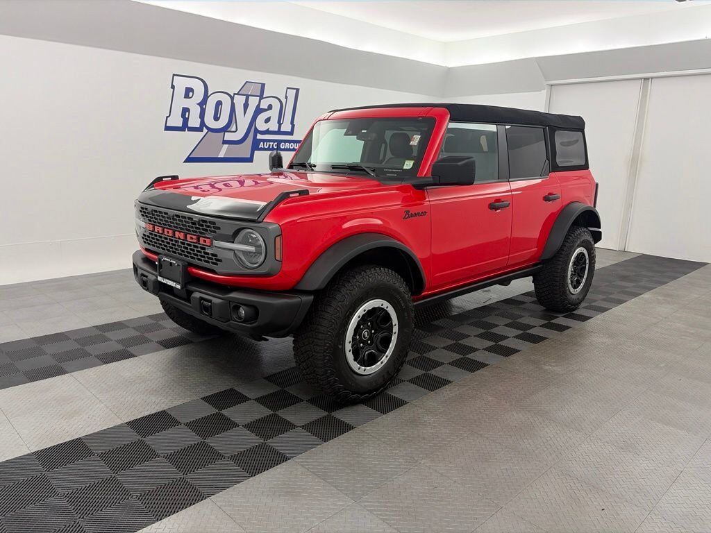 2023 FORD Bronco