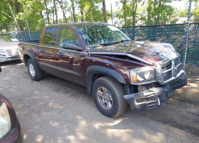 2005 DODGE Dakota
