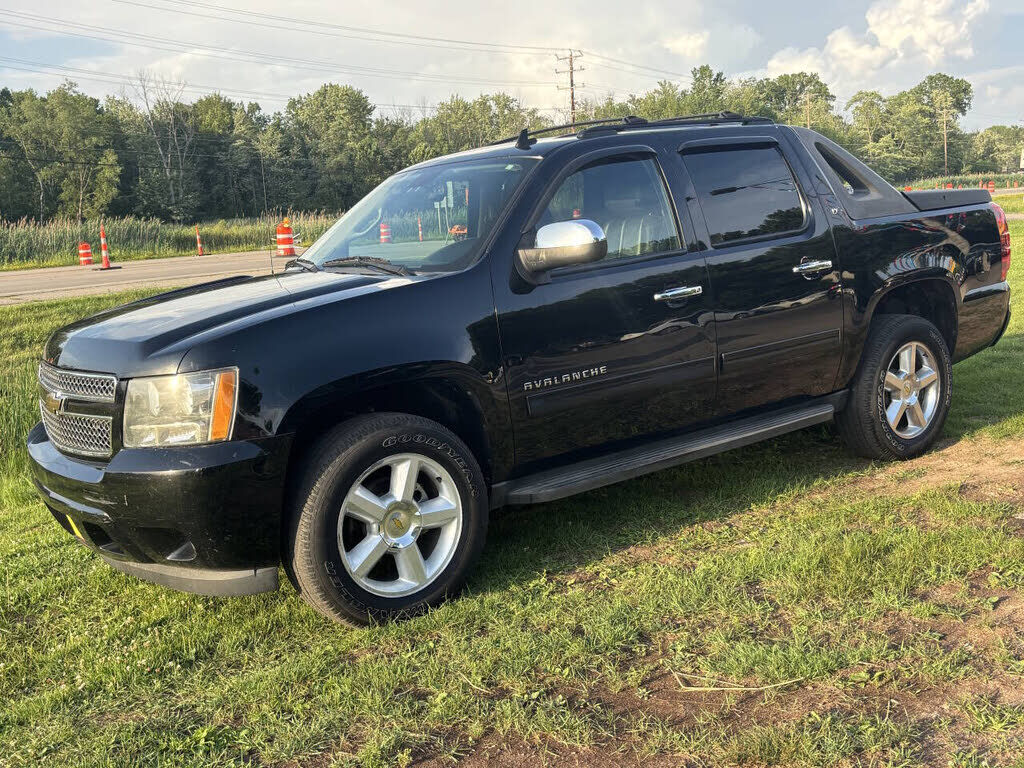 2011 CHEVROLET Avalanche