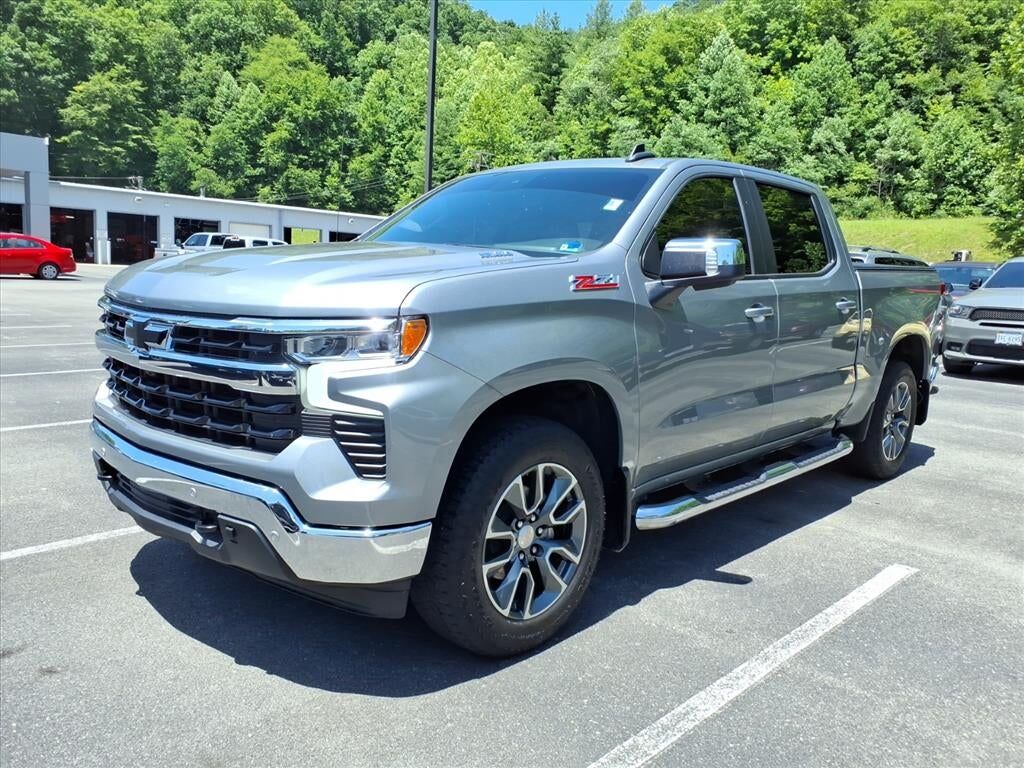2025 CHEVROLET Silverado