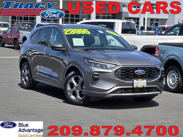 2024 FORD Escape