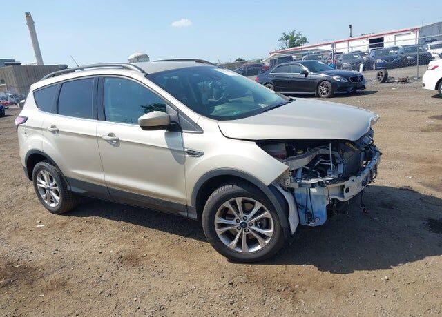 2018 FORD Escape