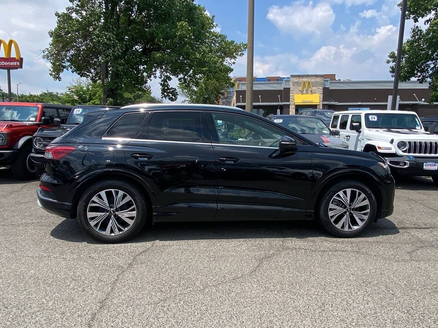 2023 Audi Q4