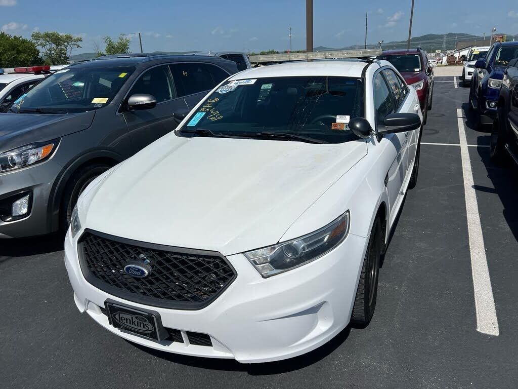 2015 FORD Taurus