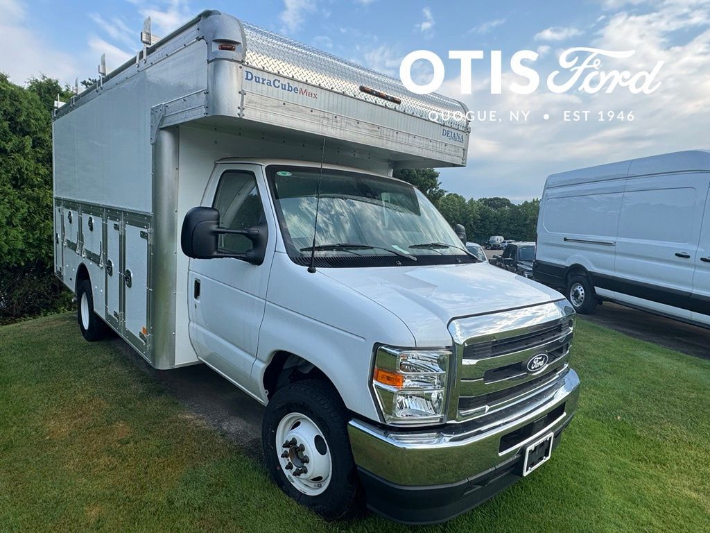 2026 FORD E-450