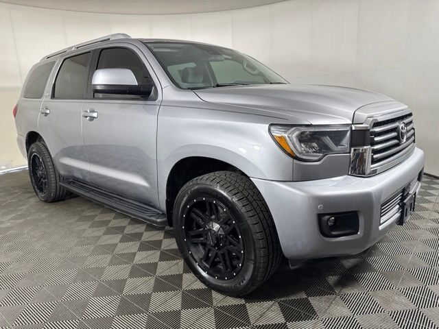 2019 TOYOTA Sequoia