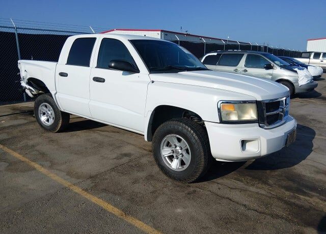2008 DODGE Dakota