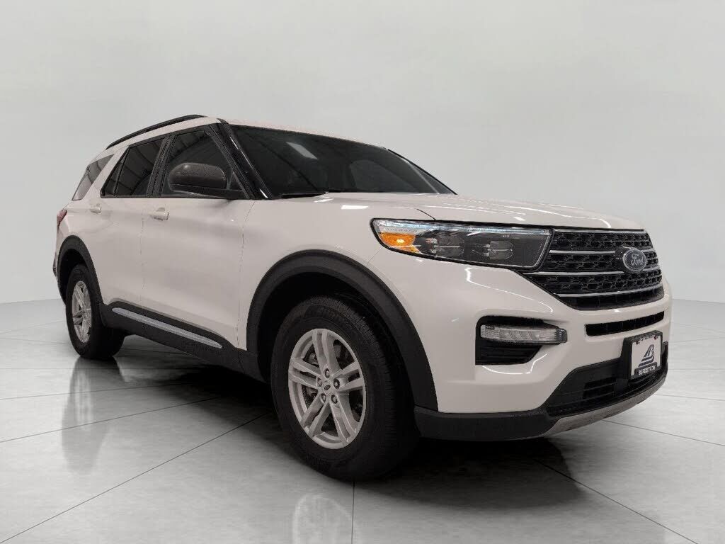 2024 FORD Explorer