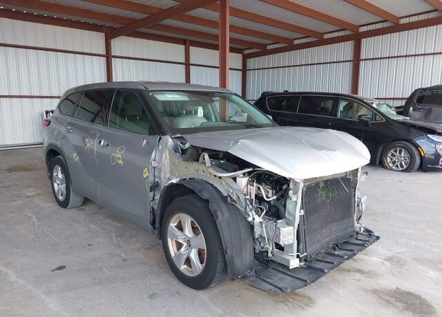2020 TOYOTA Highlander