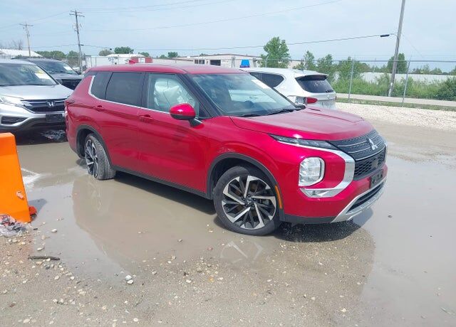 2024 MITSUBISHI Outlander