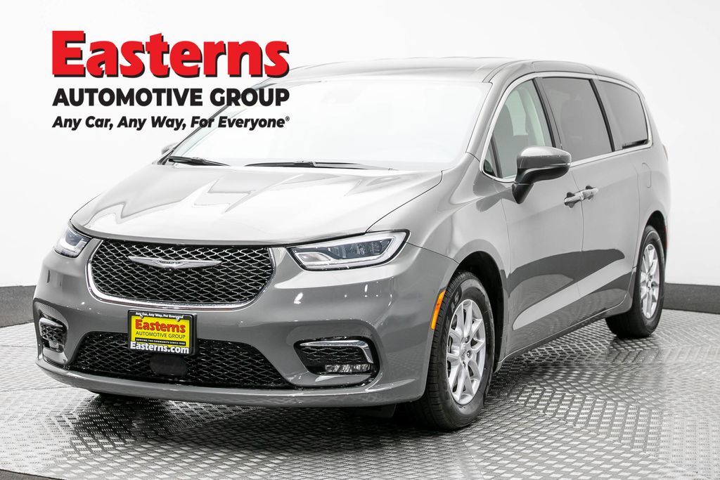 2023 CHRYSLER Pacifica