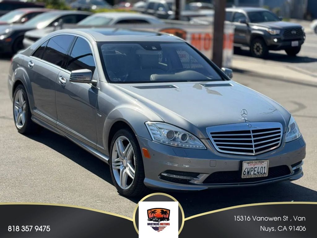 2012 MERCEDES-BENZ S-Class