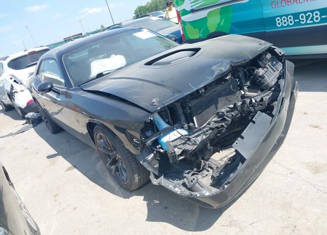 2021 DODGE Challenger