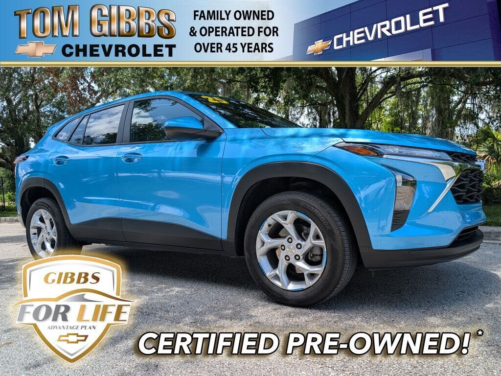 2025 CHEVROLET Trax