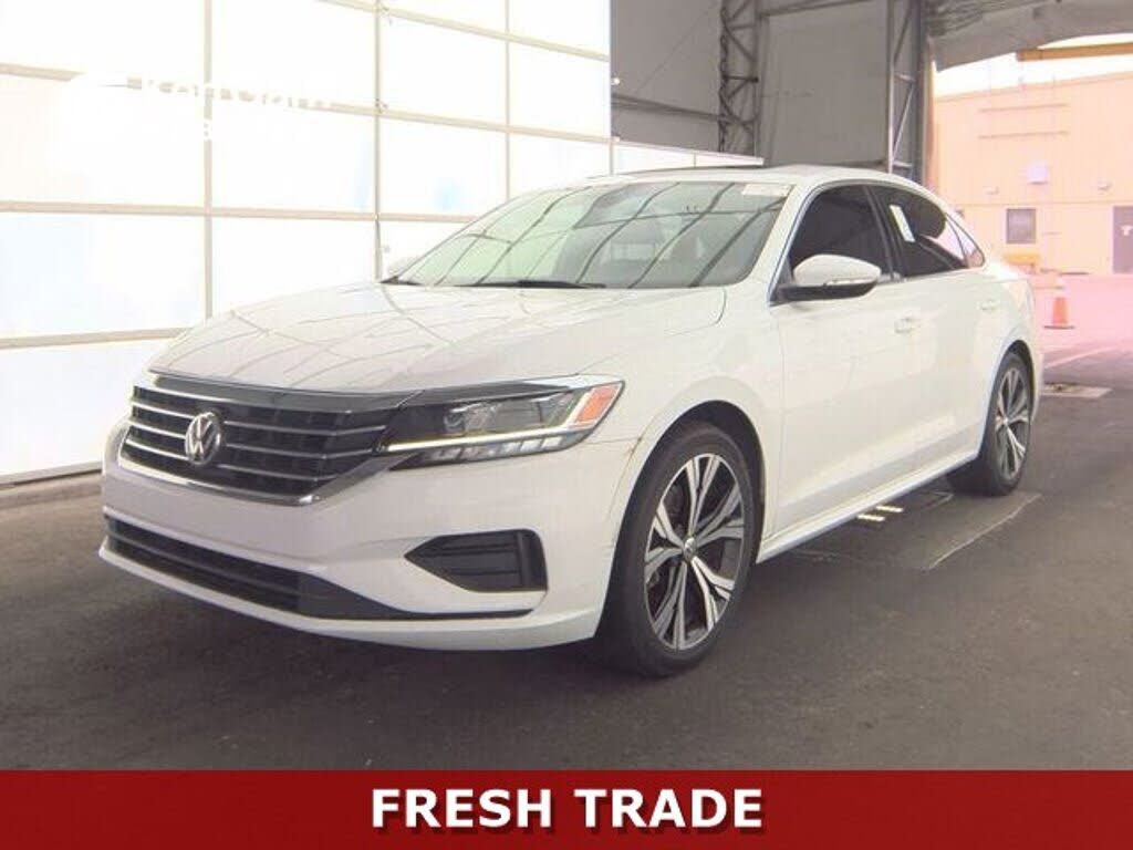 2022 VOLKSWAGEN Passat