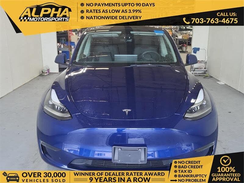 2023 TESLA Model Y