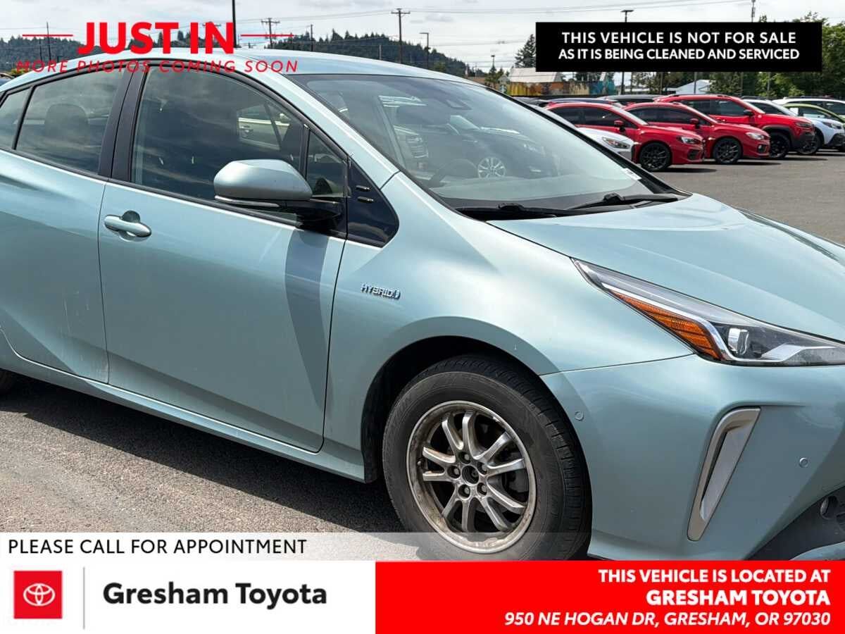 2019 TOYOTA PRIUS