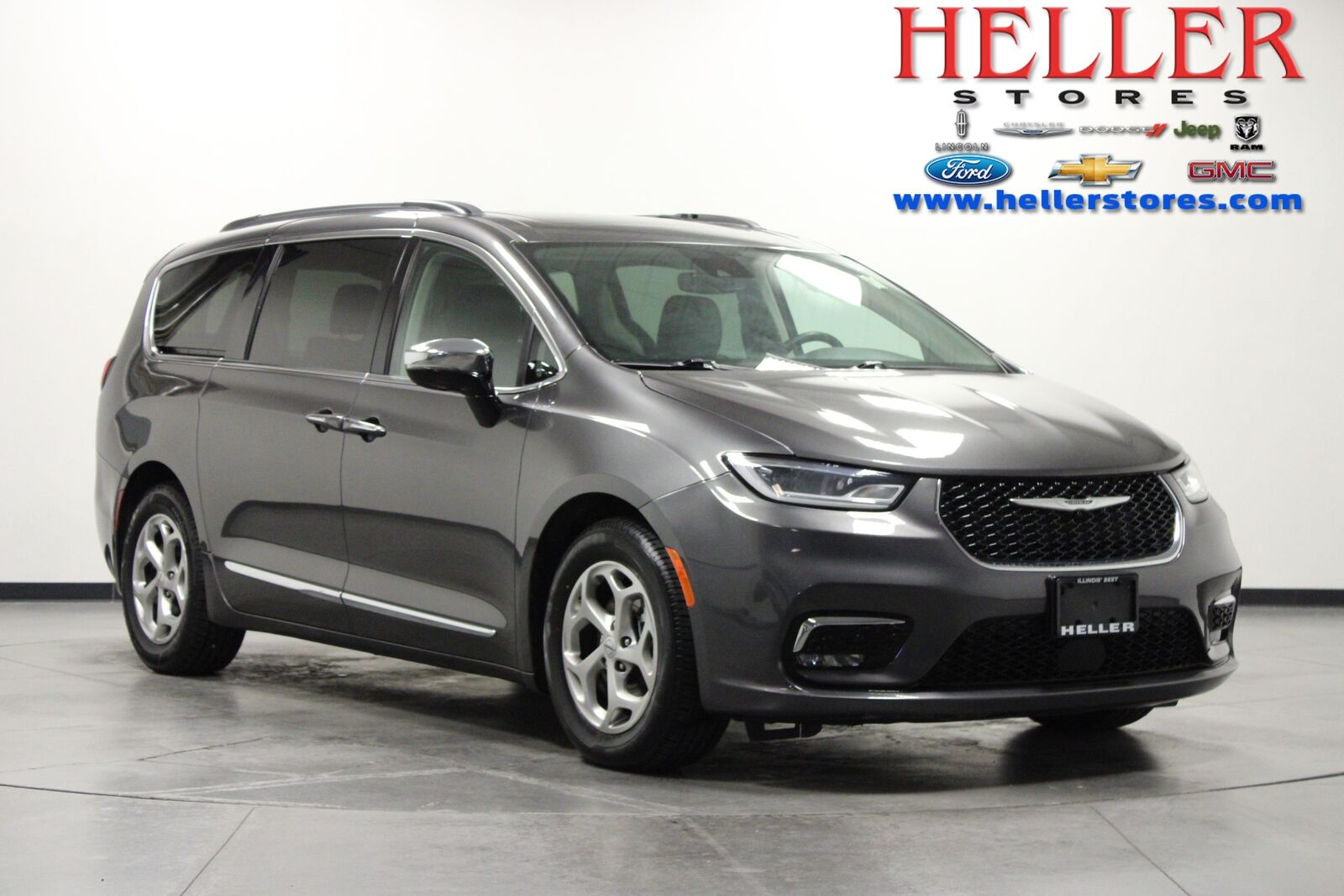 2023 CHRYSLER Pacifica