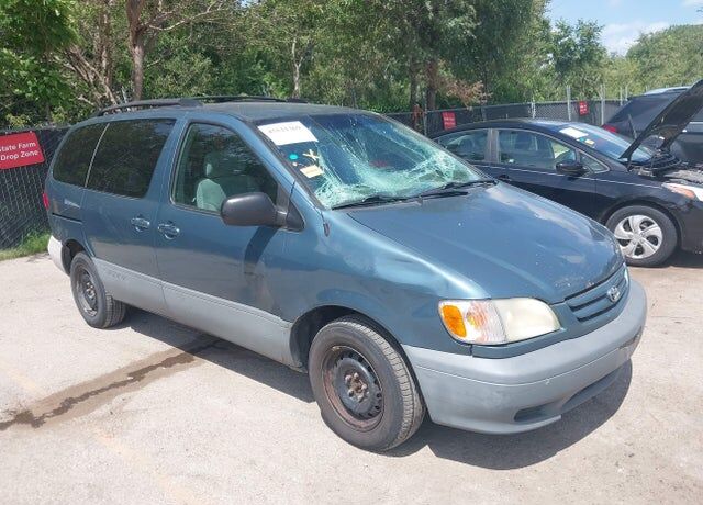 2003 TOYOTA Sienna