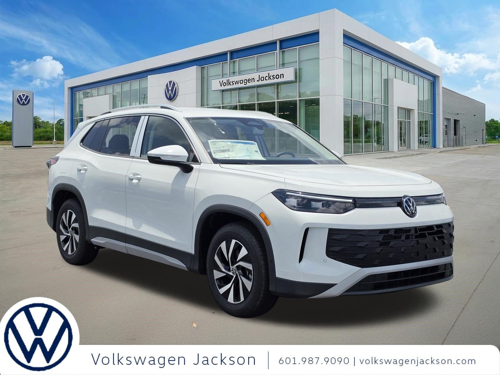 2026 VOLKSWAGEN Tiguan
