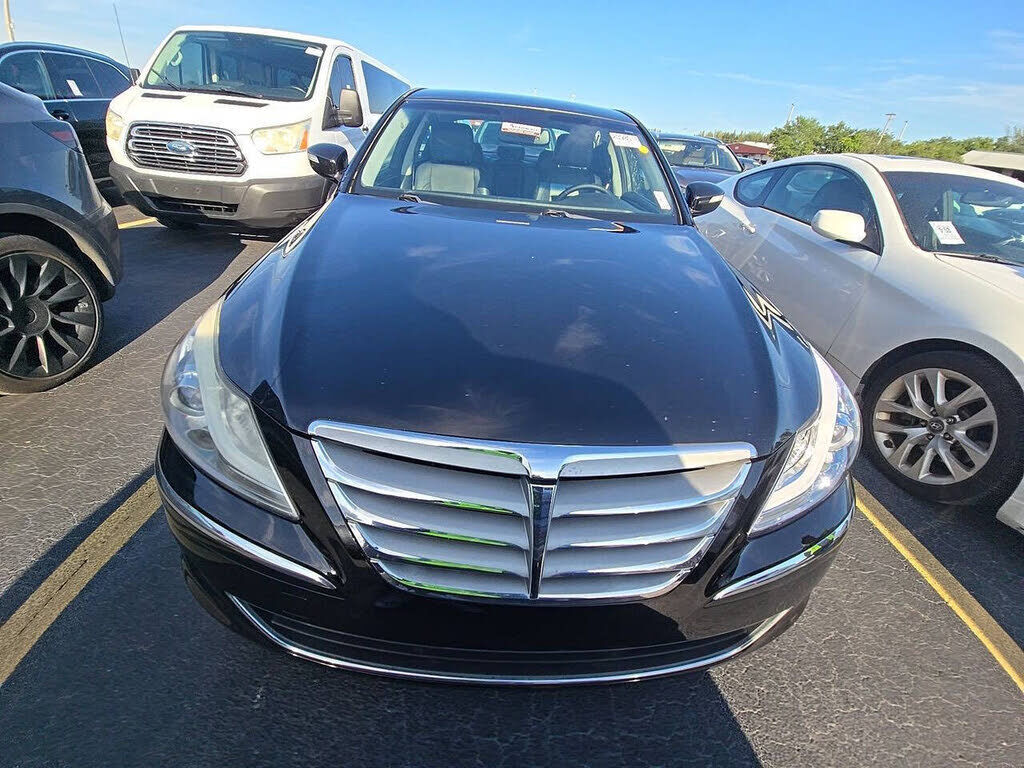 2012 HYUNDAI Genesis