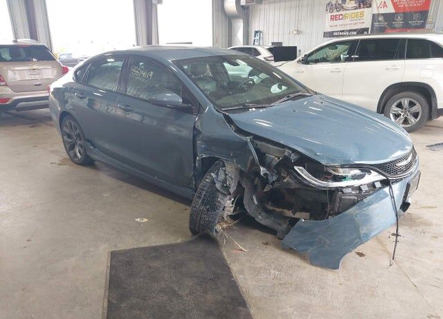 2015 CHRYSLER 200
