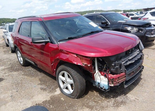 2018 FORD Explorer