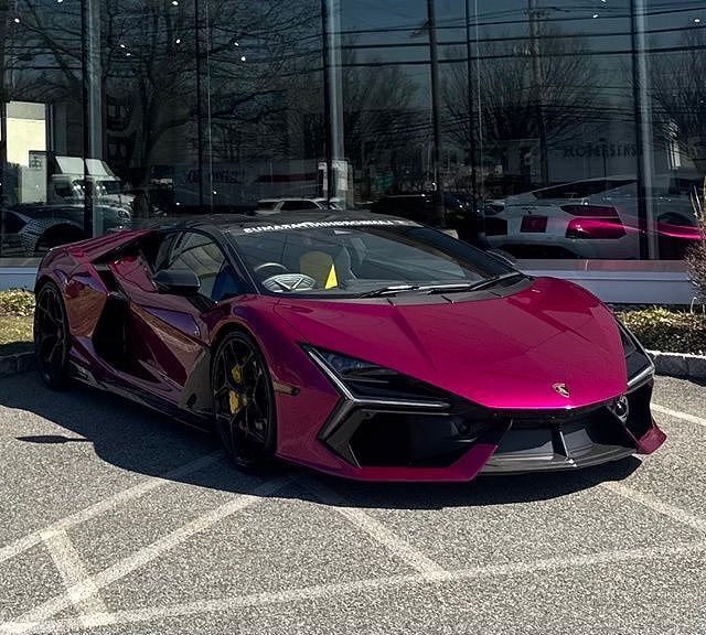 2026 LAMBORGHINI Revuelto