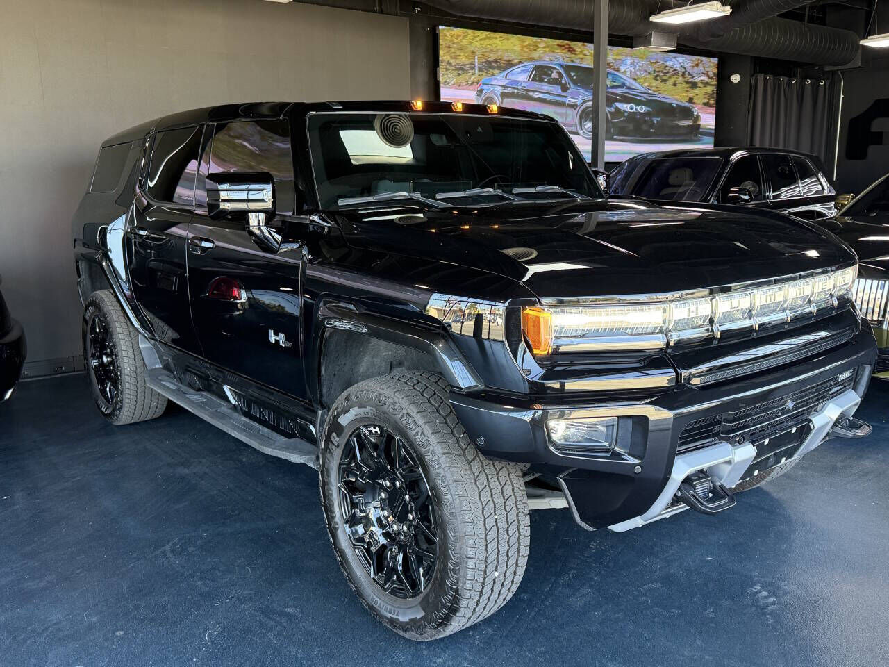 2025 GMC Hummer EV SUV