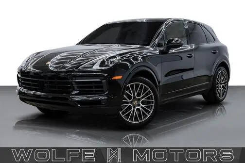 2023 PORSCHE Cayenne