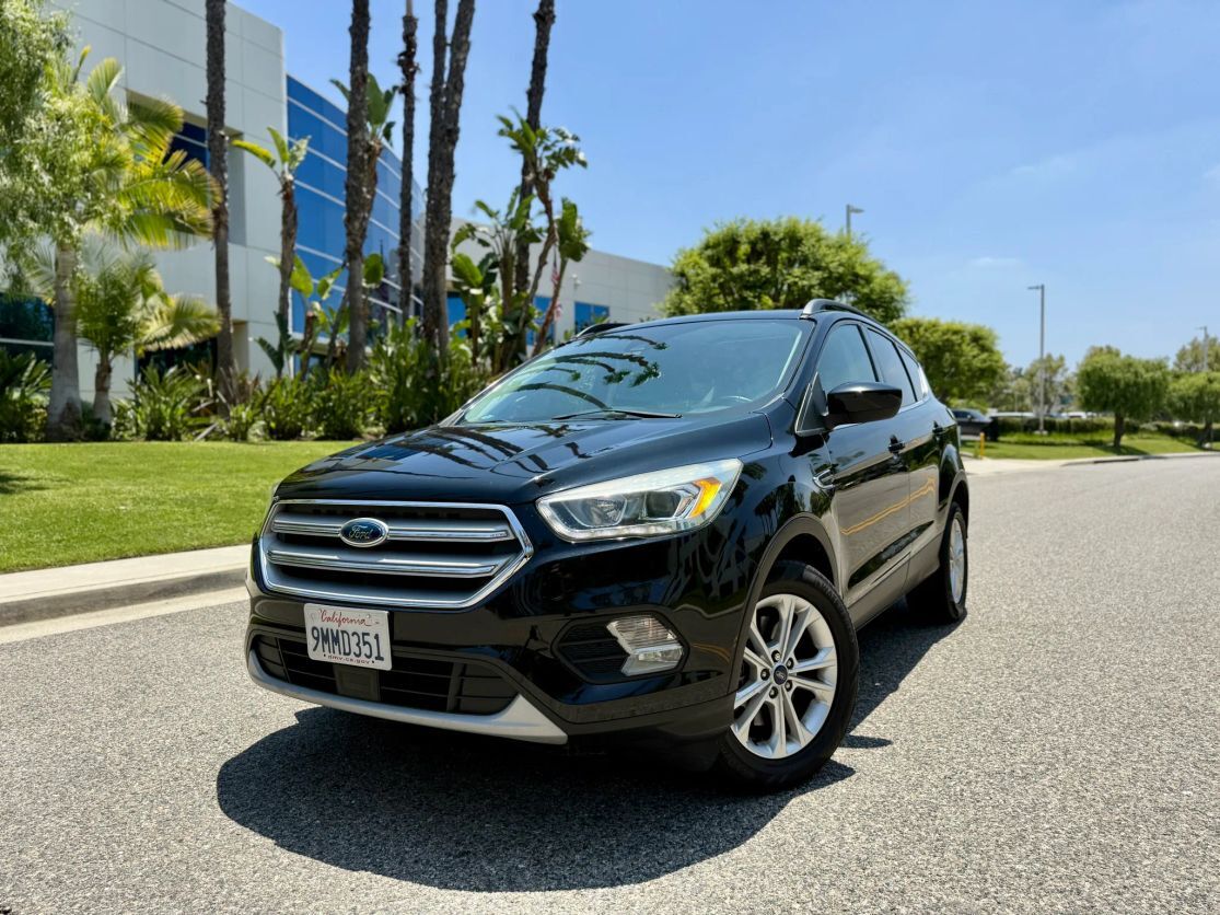 2018 FORD Escape