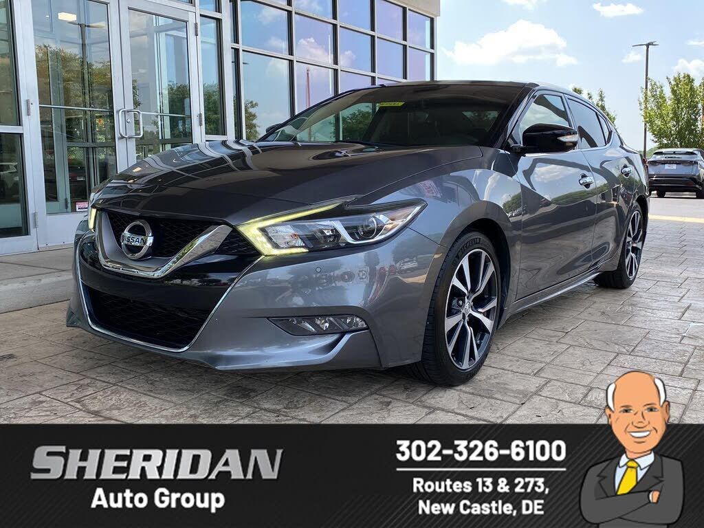 2017 NISSAN Maxima