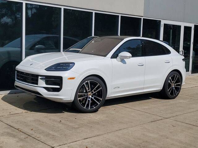 2026 PORSCHE Cayenne
