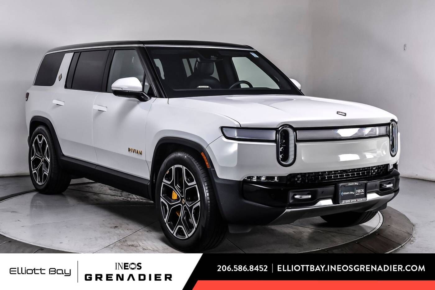 2024 RIVIAN R1S