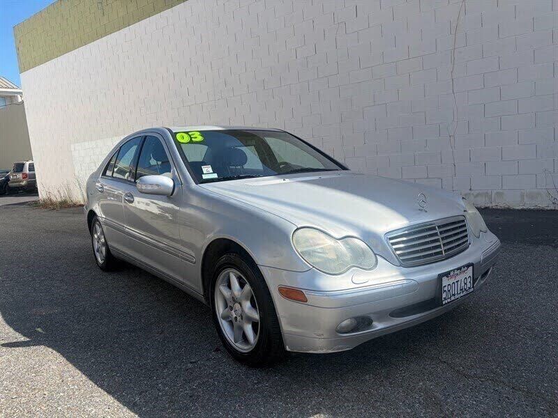 2003 MERCEDES-BENZ C-Class