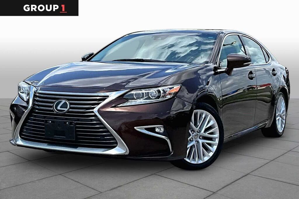 2016 LEXUS ES