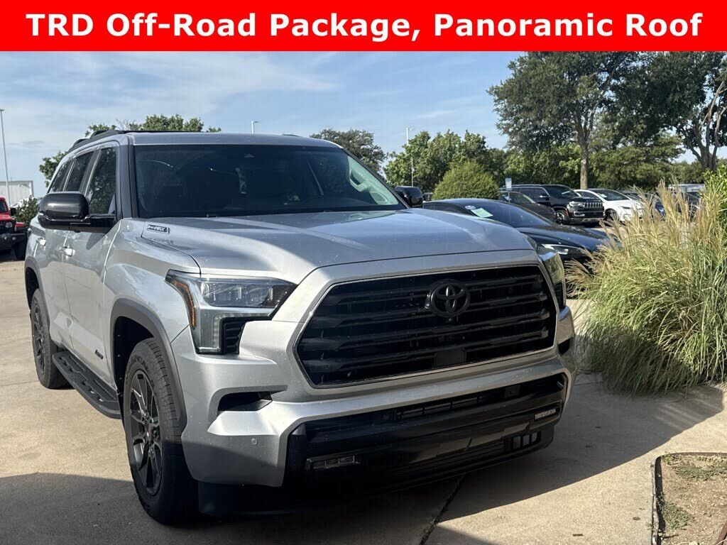 2024 TOYOTA Sequoia