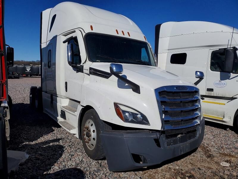 2022 FREIGHTLINER New Cascadia 126" Sleepercab