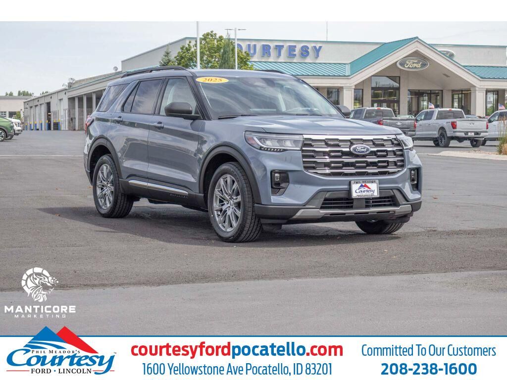 2025 FORD Explorer