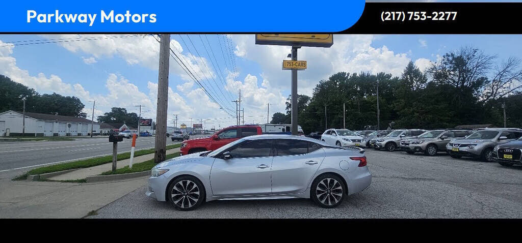 2016 NISSAN Maxima