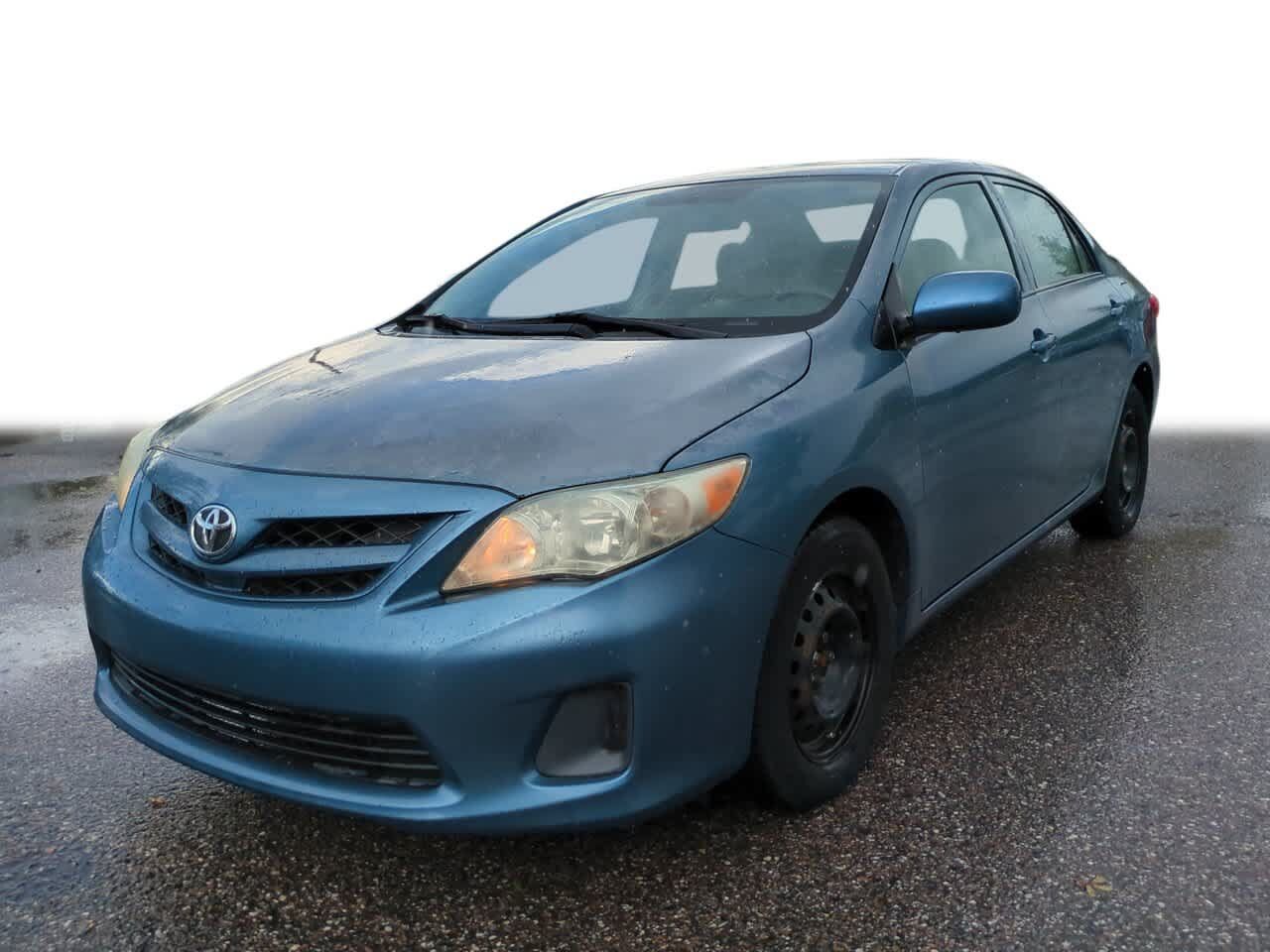 2013 TOYOTA Corolla