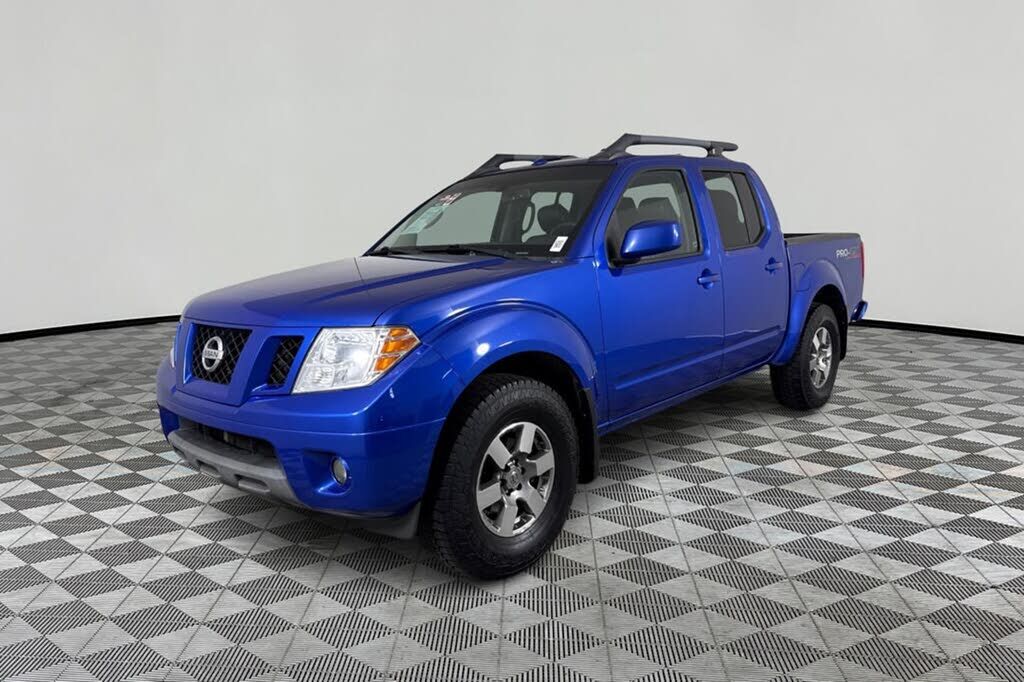 2012 NISSAN Frontier
