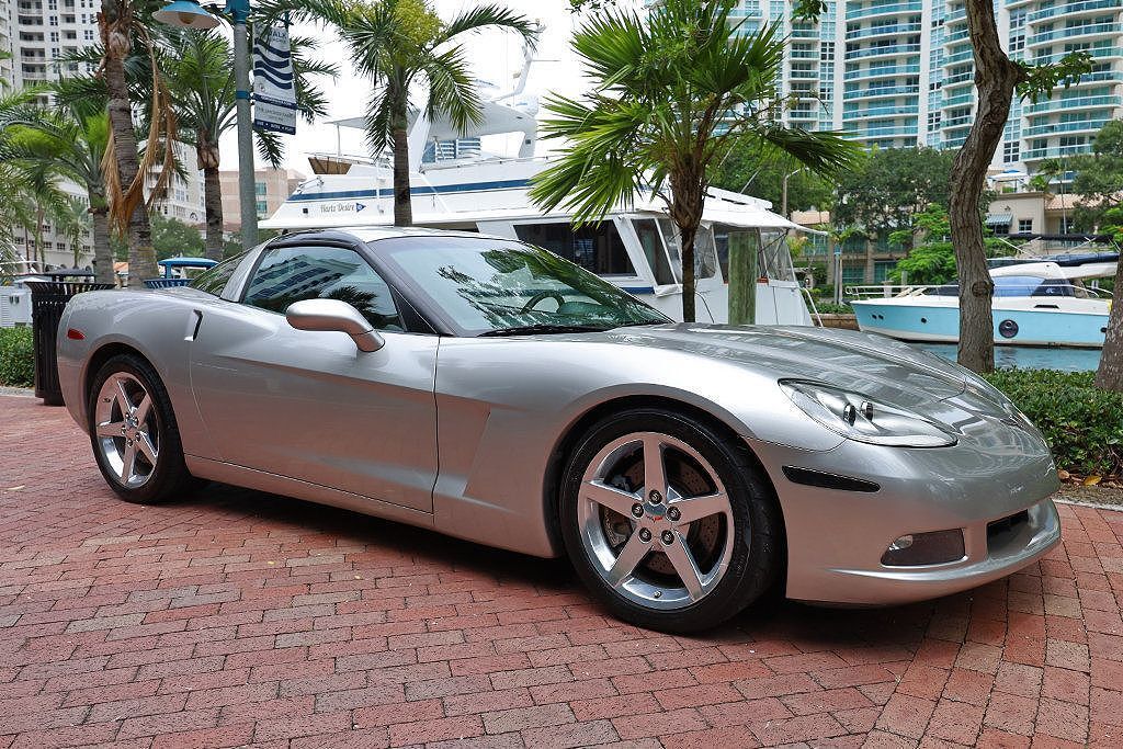 2005 CHEVROLET Corvette