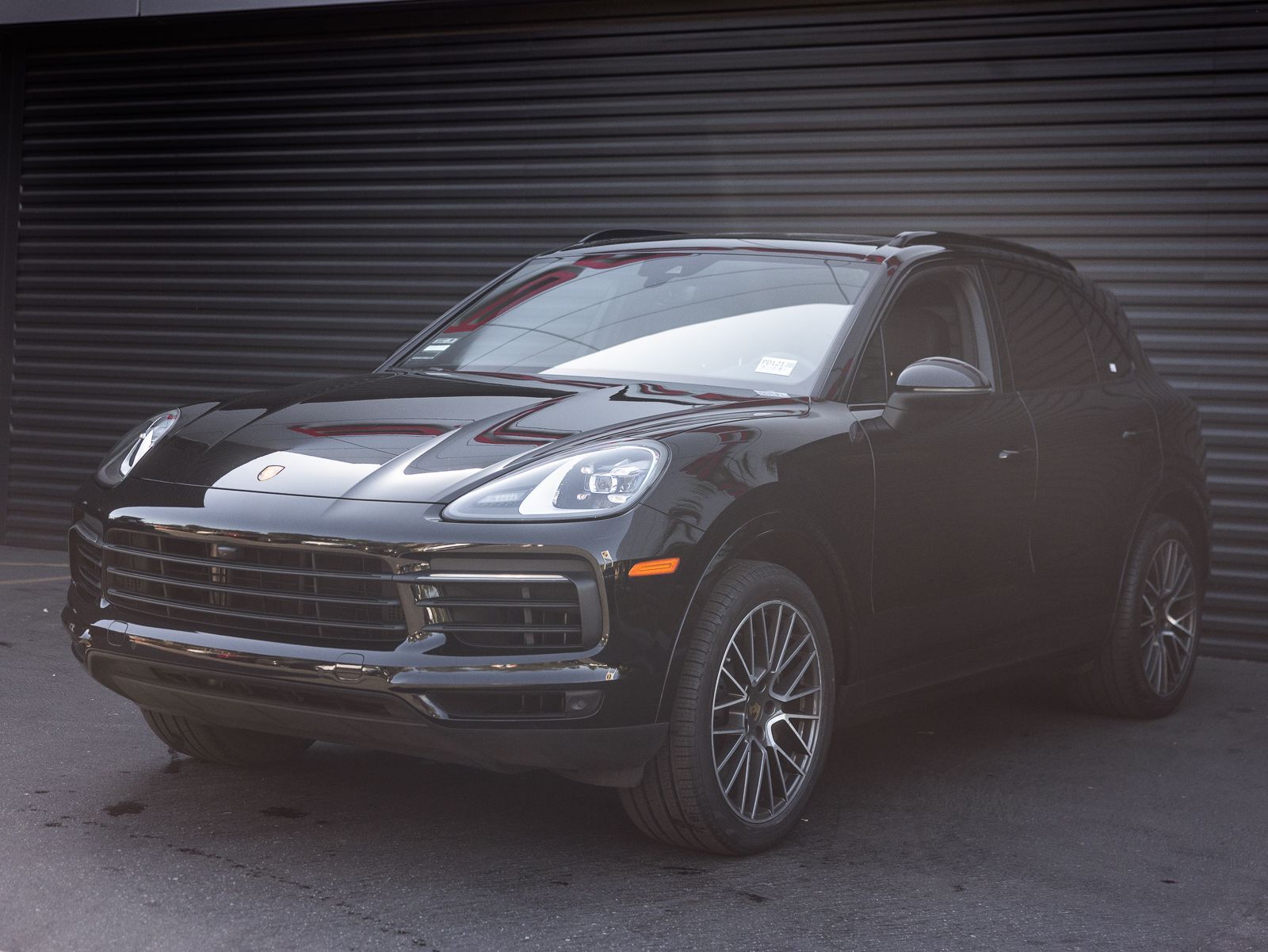 2023 PORSCHE Cayenne