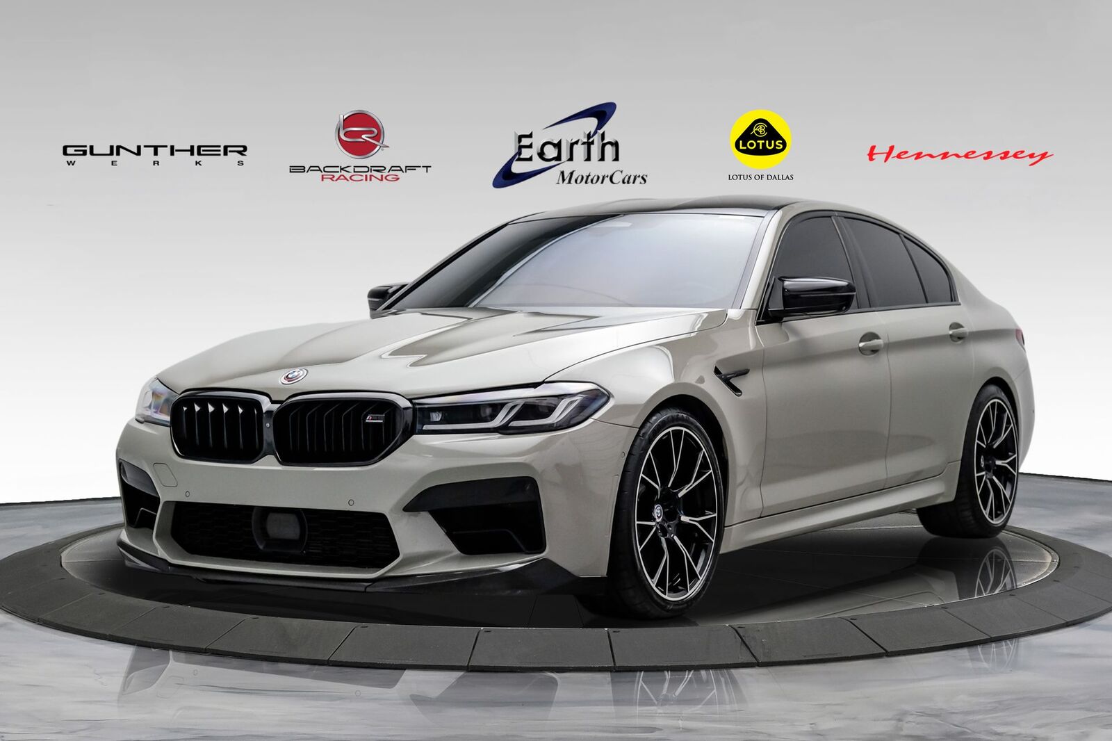 2023 BMW M5