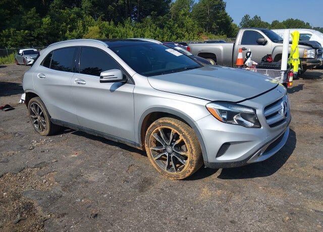 2016 MERCEDES-BENZ GLA-Class