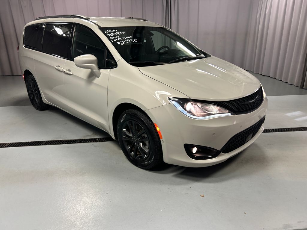 2020 CHRYSLER Pacifica
