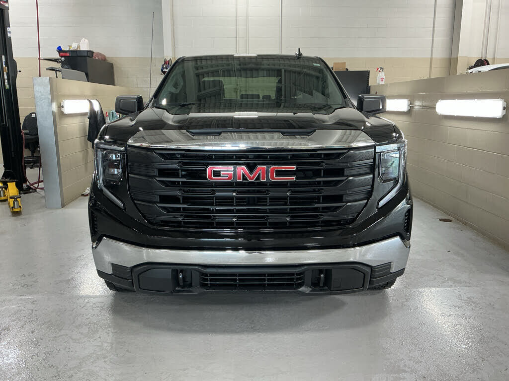 2025 GMC Sierra
