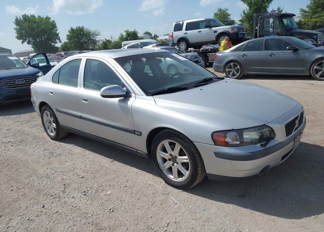 2001 VOLVO S60